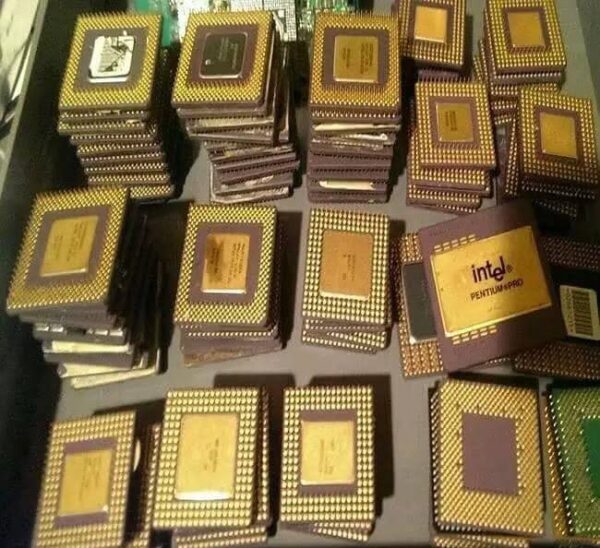 Ceramic CPU Scrap - Image 3